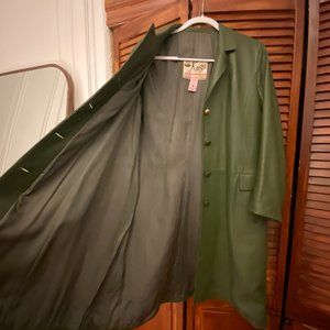 VINTAGE GREEN LEATHER TRENCH